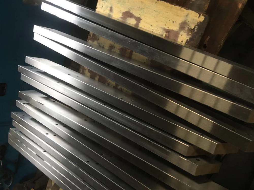 機(jī)床導(dǎo)鑲鋼軌